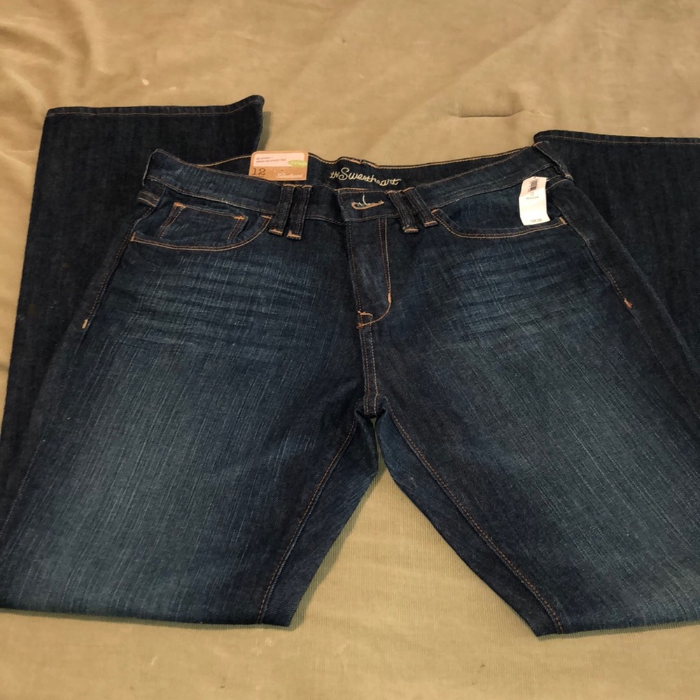 ✨NWT✨ Old Navy dark wash  jeans.